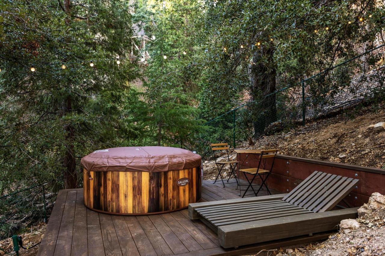 Mountain Getaway By Lake Crestline Exterior photo