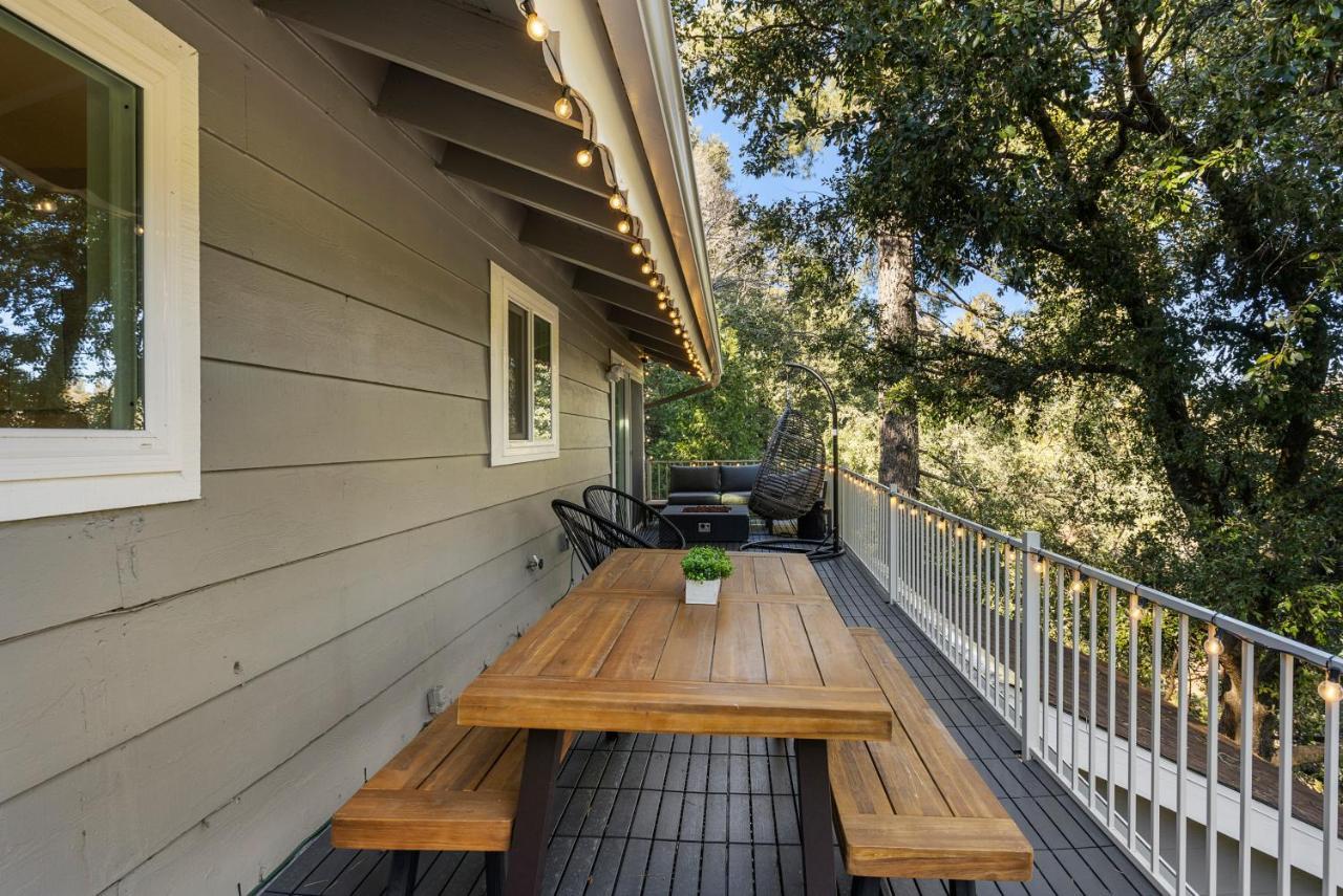 Mountain Getaway By Lake Crestline Exterior photo